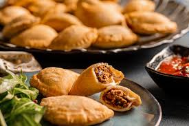 Empanada Beef & Cheddar – Fusion Latin‑Indonesia